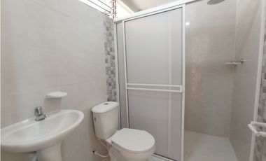 SE ALQUILA  APARTAESTUDIO EN SEGUNDO PISO CON BALCON BARRIO NAPOLES