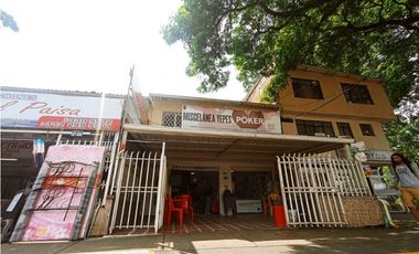 SE ALQUILA  APARTAESTUDIO EN SEGUNDO PISO CON BALCON BARRIO NAPOLES