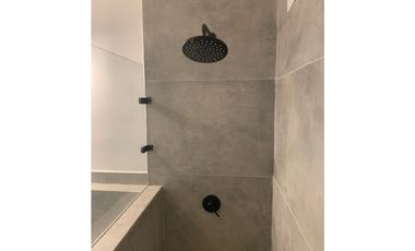 Casa cerca al mar en rodadero sur -060-