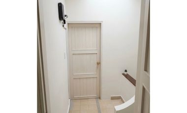 Casa cerca al mar en rodadero sur -060-