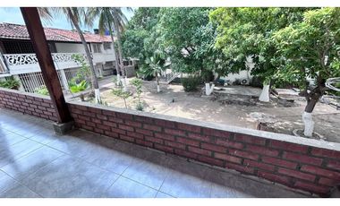 Casa cerca al mar en rodadero sur -060-