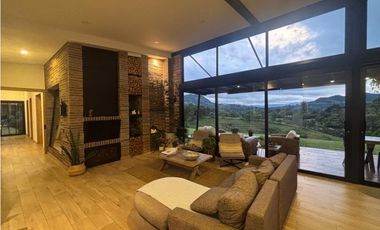 Arriendo casa campestre amoblada 3 alcobas Llanogrande