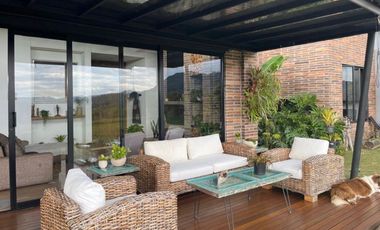 Arriendo casa campestre amoblada 3 alcobas Llanogrande