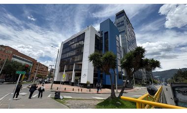 OFICINA EN ARRIENDO EN CHICÓ (Cra 9 con 100)