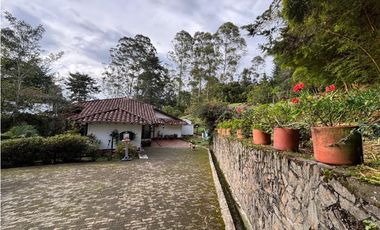 Arriendo casa campestre amoblada en unidad cerrada San Antonio