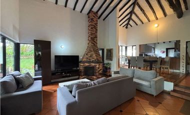Arriendo casa campestre amoblada en unidad cerrada San Antonio