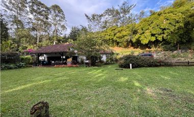 Arriendo casa campestre amoblada en unidad cerrada San Antonio