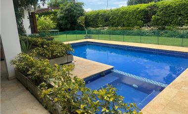 CASA CAMPESTRE INDEPENDIENTE CON PISCINA Y JACUZZI