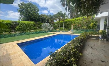 CASA CAMPESTRE INDEPENDIENTE CON PISCINA Y JACUZZI