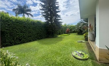 CASA CAMPESTRE INDEPENDIENTE CON PISCINA Y JACUZZI