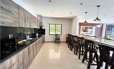 Finca de Lujo con Vista al Lago Calima WV9935188