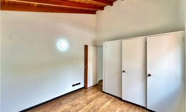 Casa para la venta en El Poblado, sector Vizcaya