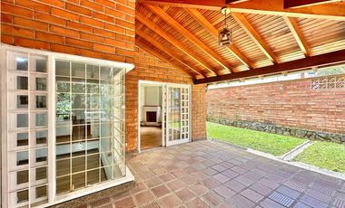 Casa para la venta en El Poblado, sector Vizcaya