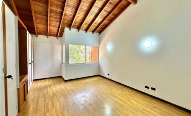 Casa para la venta en El Poblado, sector Vizcaya