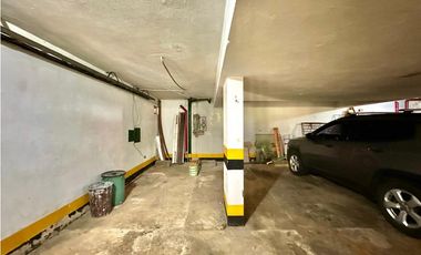 Casa para la venta en El Poblado, sector Vizcaya