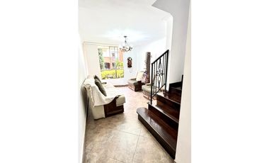 VENTA DE CASA UNIFAMILIAR EN SABANETA