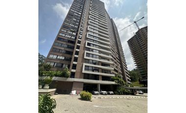 Espectacular Apartamento en Altos del Poblado.