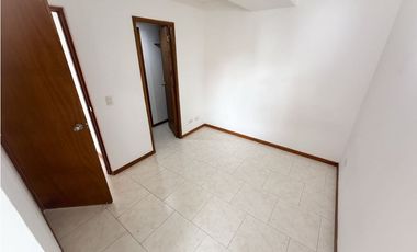 VENDO EXCELENTE APARTAMENTO
