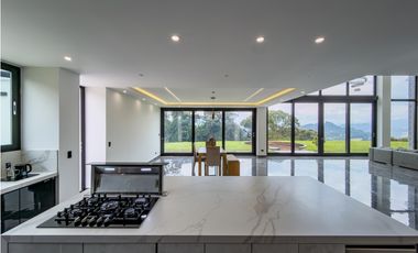 T Casa en venta o arriendo Altos De Patios - La Calera