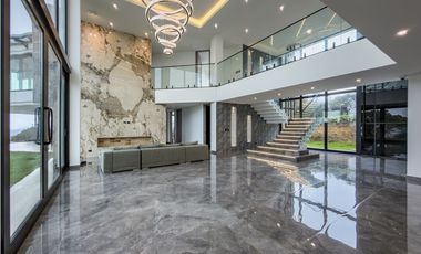 T Casa en venta o arriendo Altos De Patios - La Calera