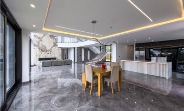 T Casa en venta o arriendo Altos De Patios - La Calera