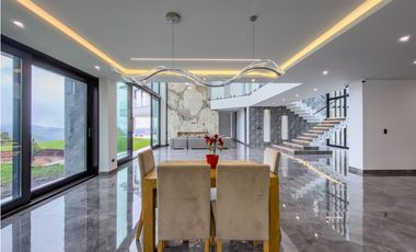 T Casa en venta o arriendo Altos De Patios - La Calera