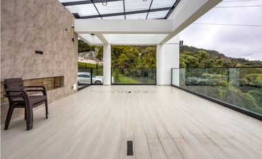 T Casa en venta o arriendo Altos De Patios - La Calera