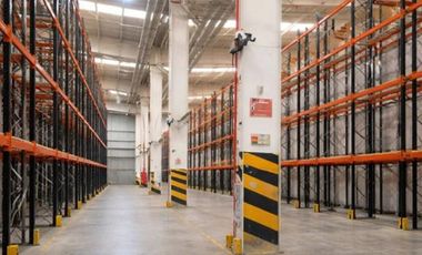 Bodega en renta de 8,414 m2 en Tlalnepantla