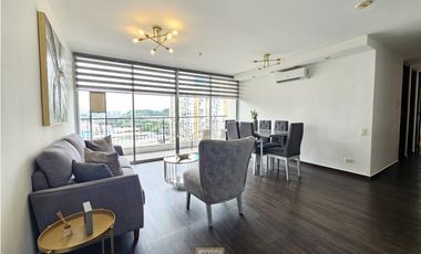 Apartamento amueblado en alquiler en Altavista Towers. SD