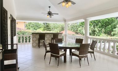 Alquiler casa amoblada en Club de Golf de Coronado Luxury Club