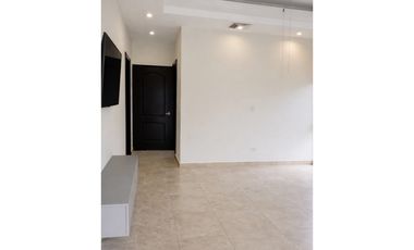 Costa del Este, autonoma, 4r, piscina 623m2, $6,500  (1,29M)