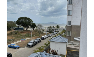 SE ALQUILA APARTAMENTO EN PLAYA DORADA 2 HABITACIÓN CON LINEA BLANCA