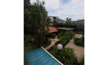 Venta de casa en Herbruger, Betania, Panamá