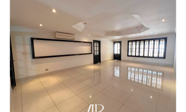 Vendo Casa en Pueblo Nuevo-Hato Pintado