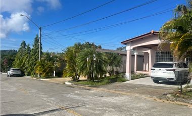 Casa en Alquiler - Brisas del golf Arraiján