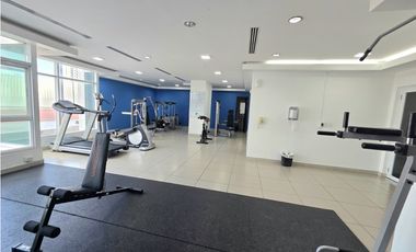Se vende apartamento 4 recámaras en Kings Park, Condado del Rey
