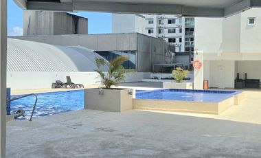 Se vende apartamento 4 recámaras en Kings Park, Condado del Rey