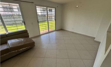 VENTA CASA EN PH SANTILLANA - ARRAIJN (OF)