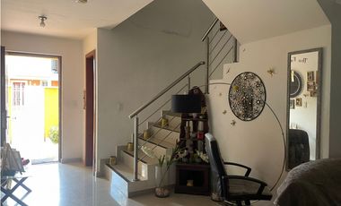 Casa de dos pisos en alquiler en Quintas de Nuevo Arraiján