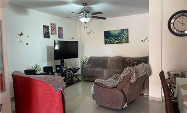 Casa de dos pisos en alquiler en Quintas de Nuevo Arraiján