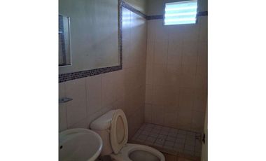 VENTA CASA EN HATO MONTAÑA (OF)