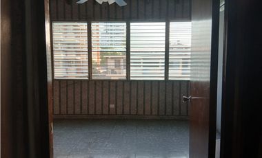 VENTA CASA URBANIZACIÓN HERBRUGUER + LOCAL COMERCIAL