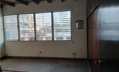 VENTA CASA URBANIZACIÓN HERBRUGUER + LOCAL COMERCIAL