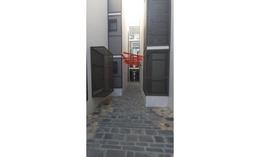 EDIFICIO COMPLETO - 14 DTOS - IDEAL INVERSOR - ALTA CORDOBA