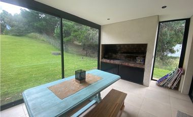 Casa en venta Deportivo II lote 413 Costa Esmeralda pileta