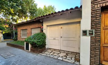 Chalet en venta Clasico 8 amb  , 3 baños,  Garage, Patio y Jardin