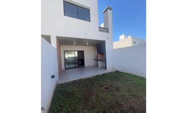 Docta Avenida 3 - Excelentes Detalles Construcción 3 Dor - 2 Baños