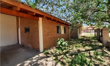 ¡Oportunidad! Casa Familiar con Excelente Ubicación!