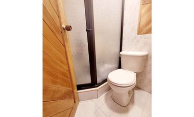 🌄 APARTAMENTO EN VENTA EN LAMOS – PISO ALTO + 2 PARQUEADEROS.
