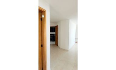 🌄 APARTAMENTO EN VENTA EN LAMOS – PISO ALTO + 2 PARQUEADEROS.